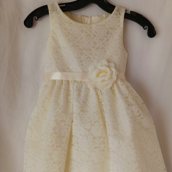 Sophia Young Designs Ivory Lace Flower Girl Pageant Dress Size 6 NWT - Picture 1 of 9